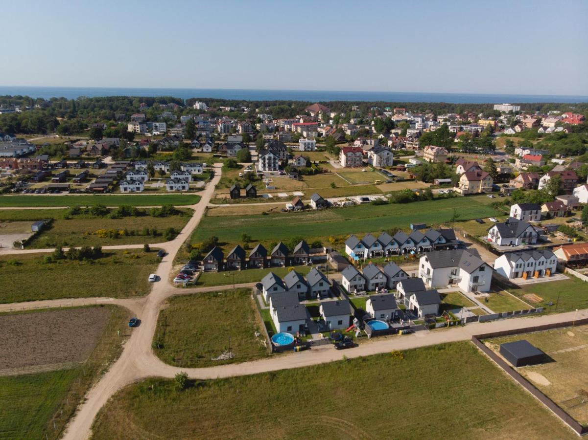 Domki Rajski Wypoczynek Z Basenem Jastrzębia Góra Exterior foto